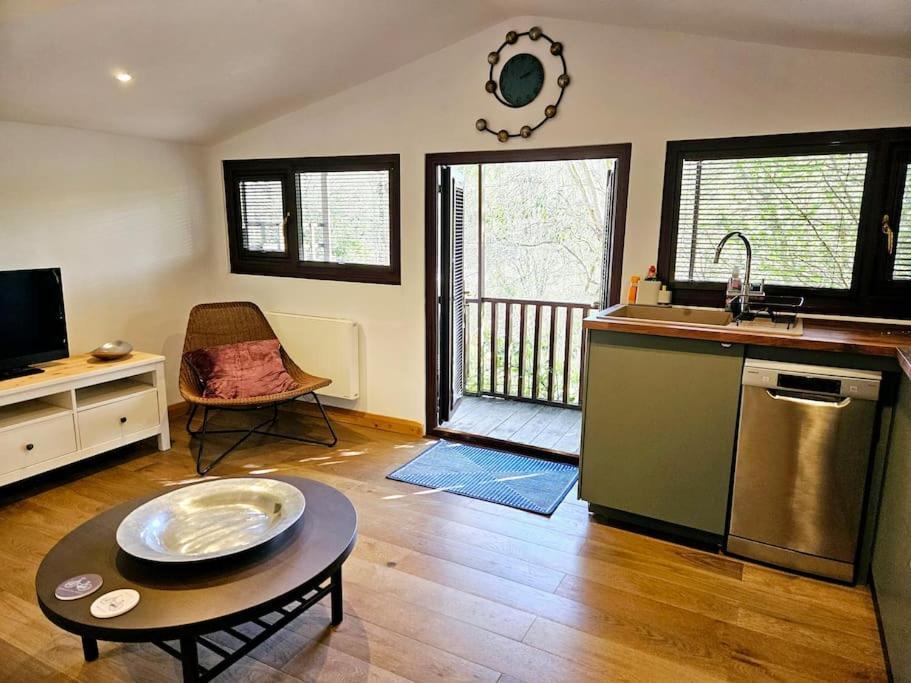 Treetops Lodge, Private Parking & Garden Truro Exterior foto